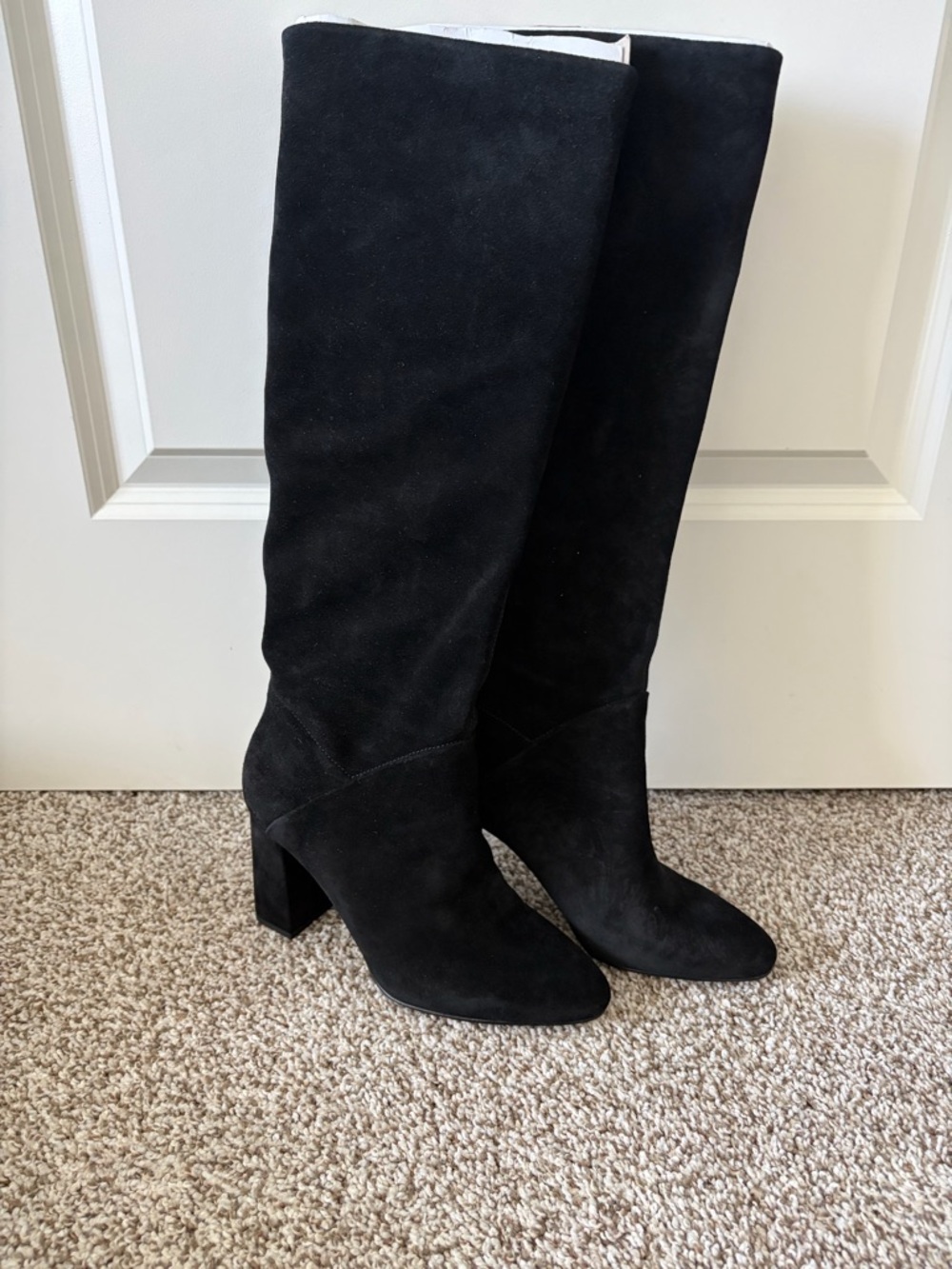 Banana Republic- Black Suede Knee-High Block Heel Boots - Size 7 - Picture 2 of 7